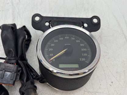 2004 Harley Sportster XL883C 883 Custom OEM Speedo Speedometer Gauge Cluster