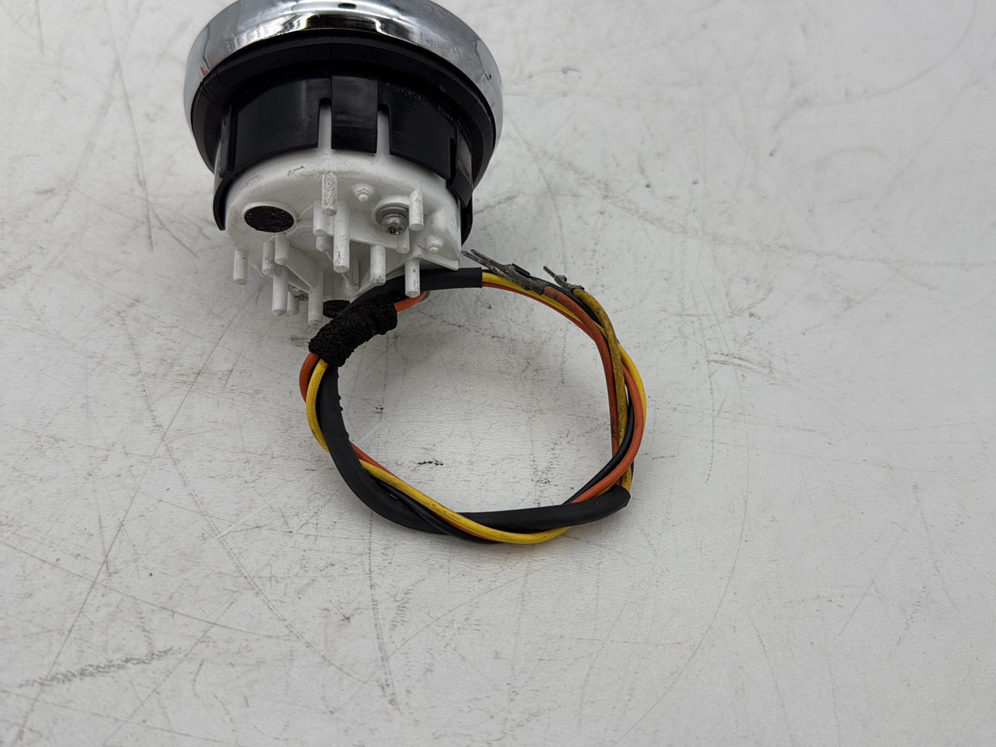 2005 Harley Touring FLHRCI Road King Classic OEM Fuel Level Gas Tank Gauge