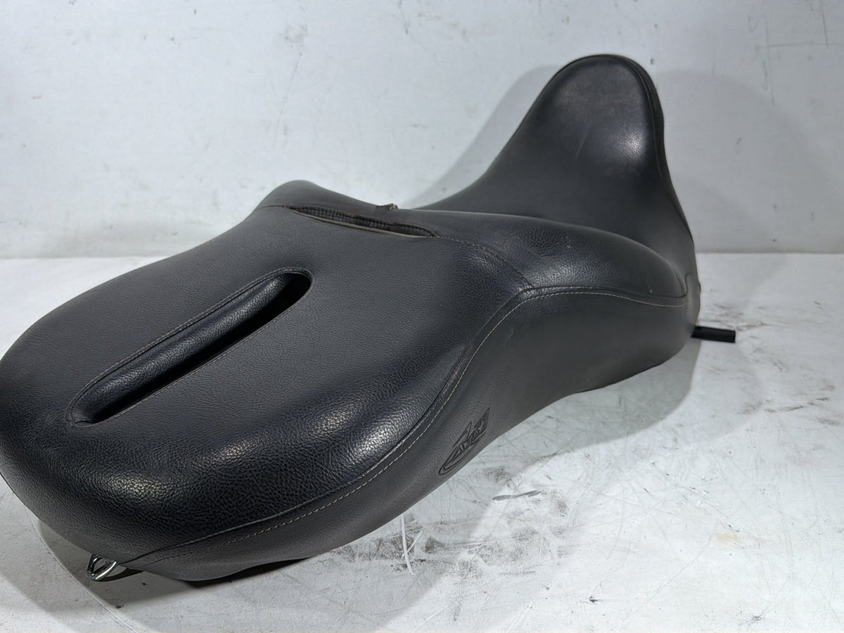 2014 Harley Electra Glide Touring Ultra OEM Passenger Rider Driver Seat Saddle