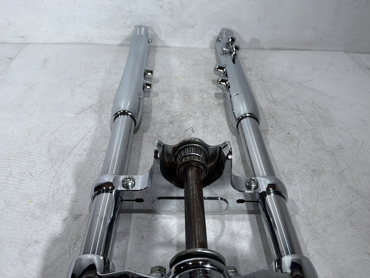 2003 Harley Softail Deuce FXSTD Front Triple Tree Set & LH RH Fork Legs Sliders