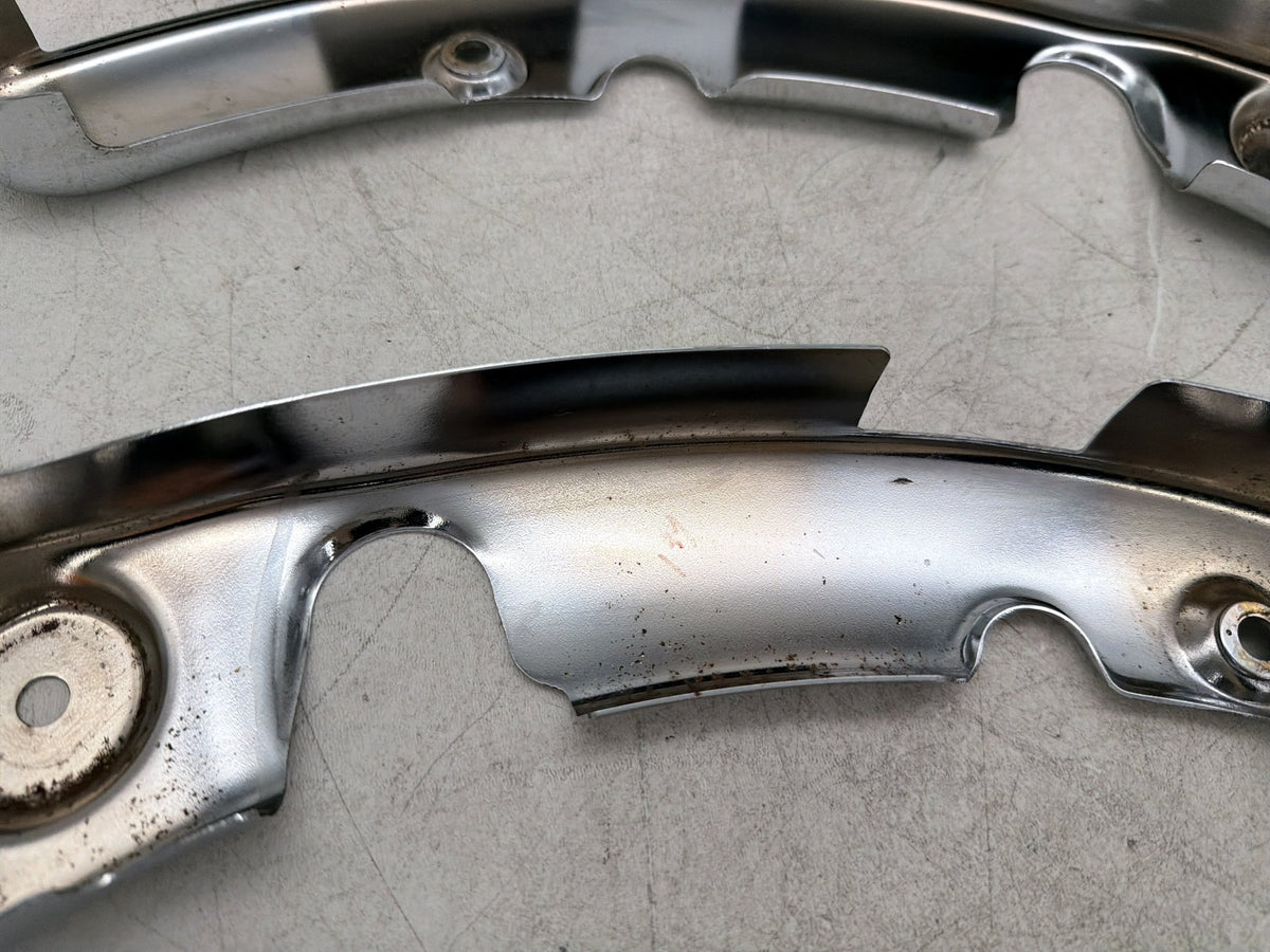 2010 Harley Electra Glide Touring Ultra OEM Rear Left Right Fender Struts Bracket