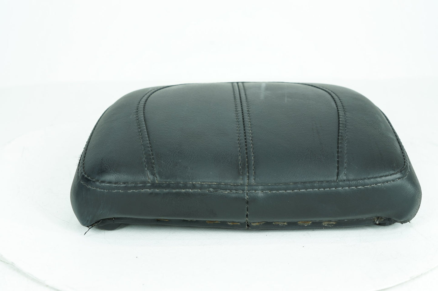 1999 - 2006 Harley-Davidson Softail Deluxe Rear Passenger Backrest Cushion Pad 52189-00