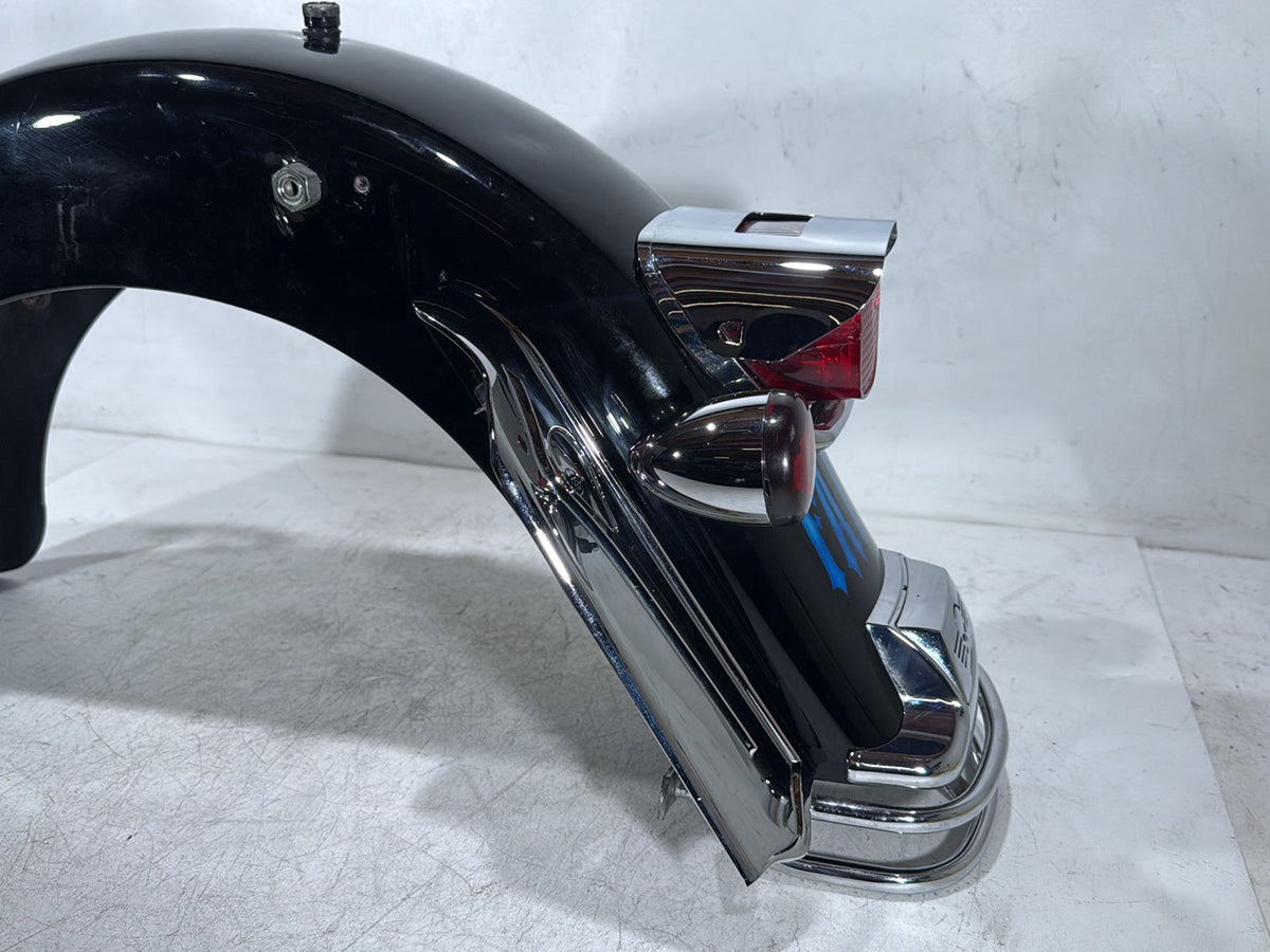 2005 Harley Road King Touring Police OEM Rear Wheel Fender & Turn Signals Bar