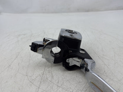 2000 Harley Touring Electra Glide Ultra Front Right Brake Lever Master Cylinder