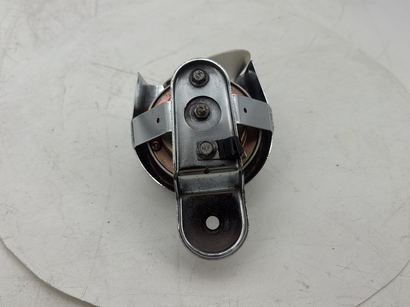 1995 Harley Touring FLHTCI Electra Glide Classic OEM Horn Signal Klaxon Chrome Cover