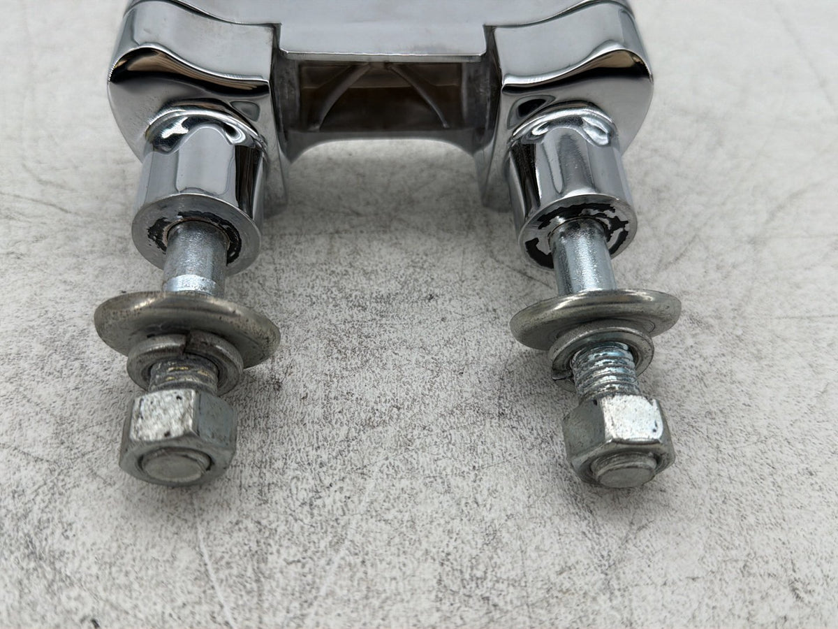 2014 Harley Dyna Switchback FLD OEM Front Handlebar Riser Top Clamp Chrome