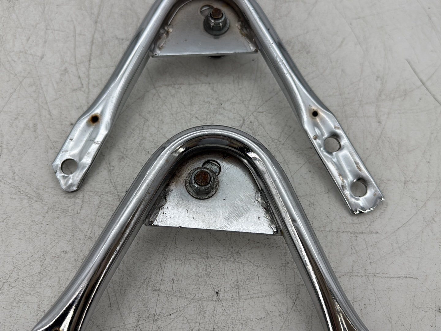 2006 Harley Electra Glide Touring Classic FLHTCI OEM Detachable Tour Pak Luggage Box Bracket