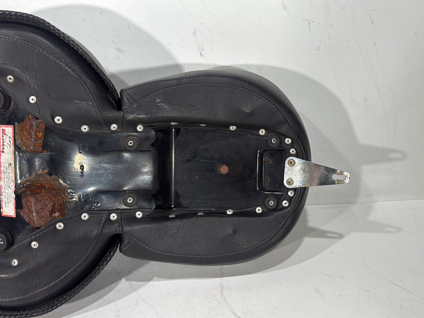 2000 Harley Dyna FXDWG Wide Glide OEM Passenger Rider Driver Seat Saddle