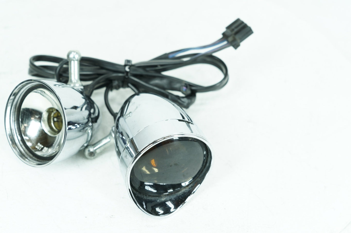 2004 - 2013 Harley-Davidson Sportster Custom Front Left Right Turn Signal Indicators 68972-00