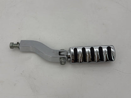 1999 - 2006 Harley-Davidson Dyna Low Rider Rear Passenger 1 Foot Peg Step Rest 49165-02