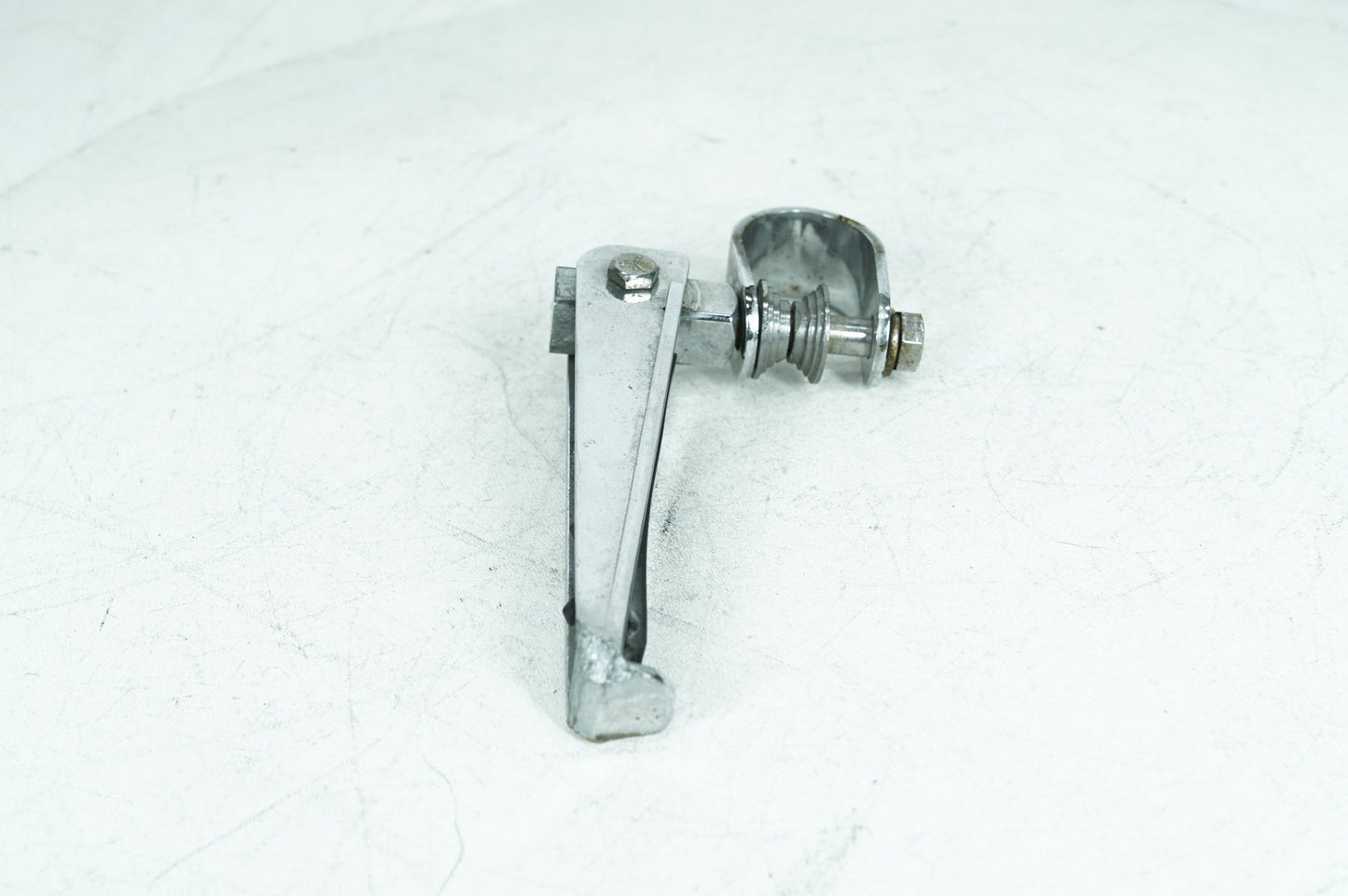 2007 - 2011 Harley-Davidson Touring Electra Glide Classic Front Driver Highway 1 Foot Peg Rest 49144-86