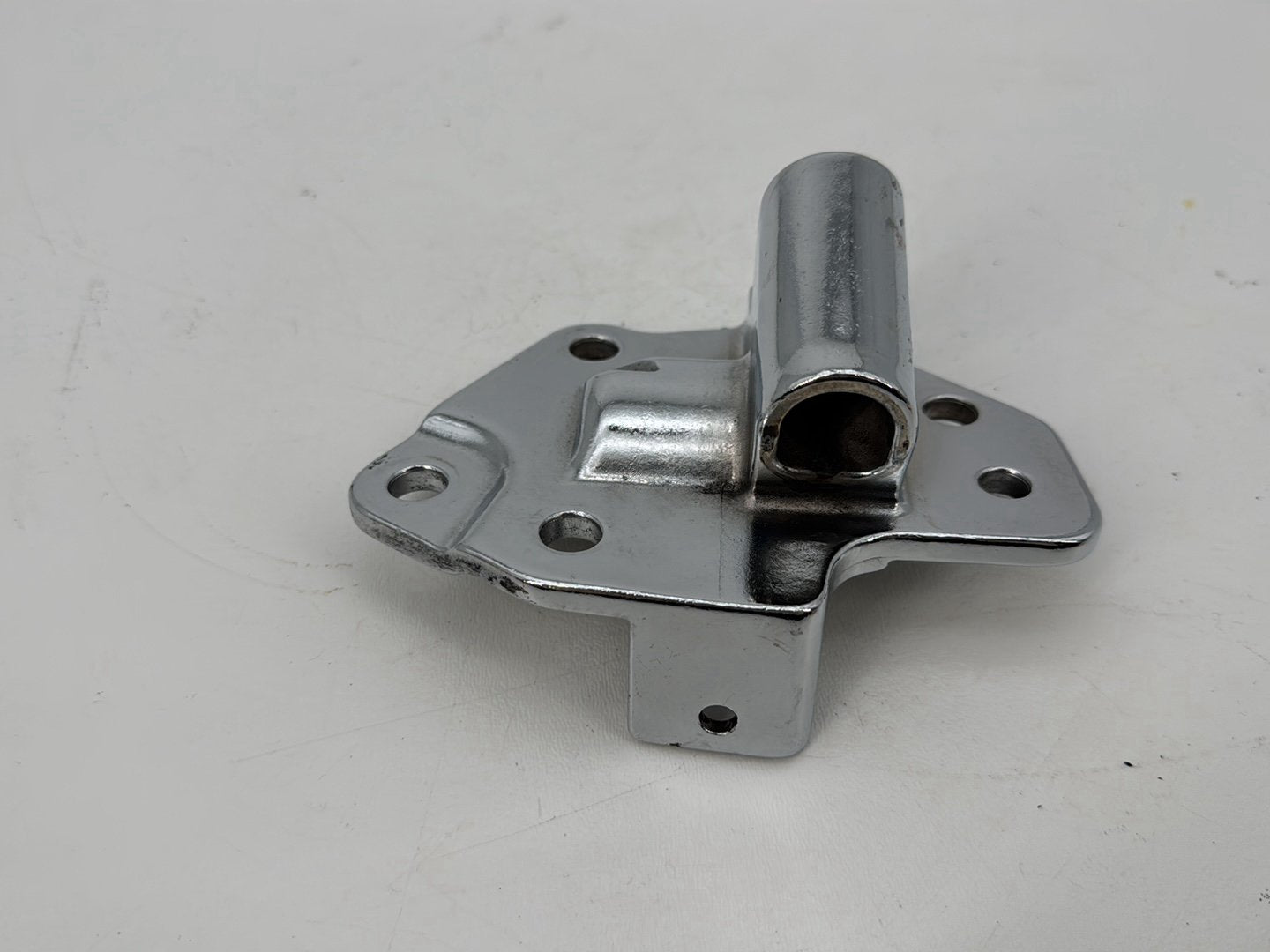 2007 - 2012 Harley-Davidson Touring Road Glide Left Jiffy Kick Stand Mount Bracket 50096-09