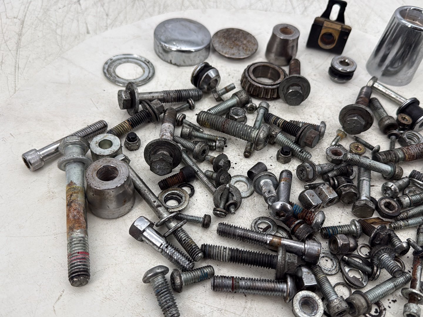2007 Harley Dyna Street Bob FXDBI OEM Hardware Bolts Nuts & Brackets