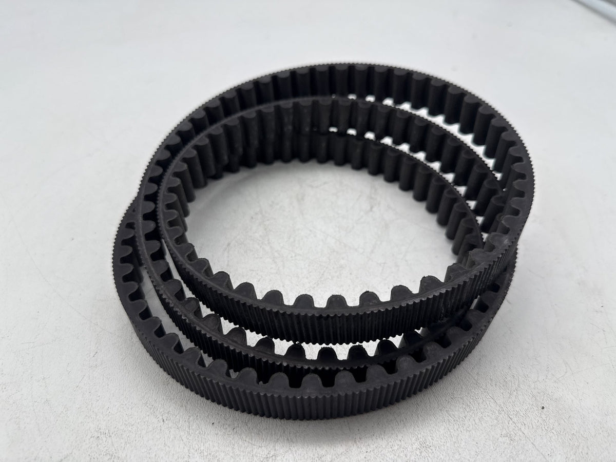 2014 Harley Softail Slim FLS OEM Rear Drive Belt 40000001 133T 24 mm