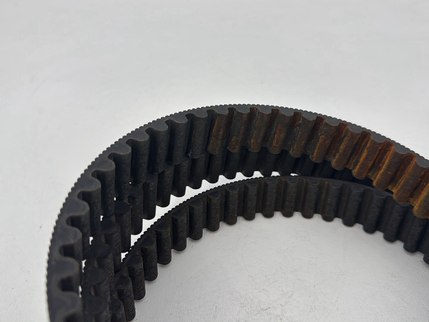 1999 - 2006 Harley-Davidson Touring Road King Custom Rear Drive Belt  	40024-04