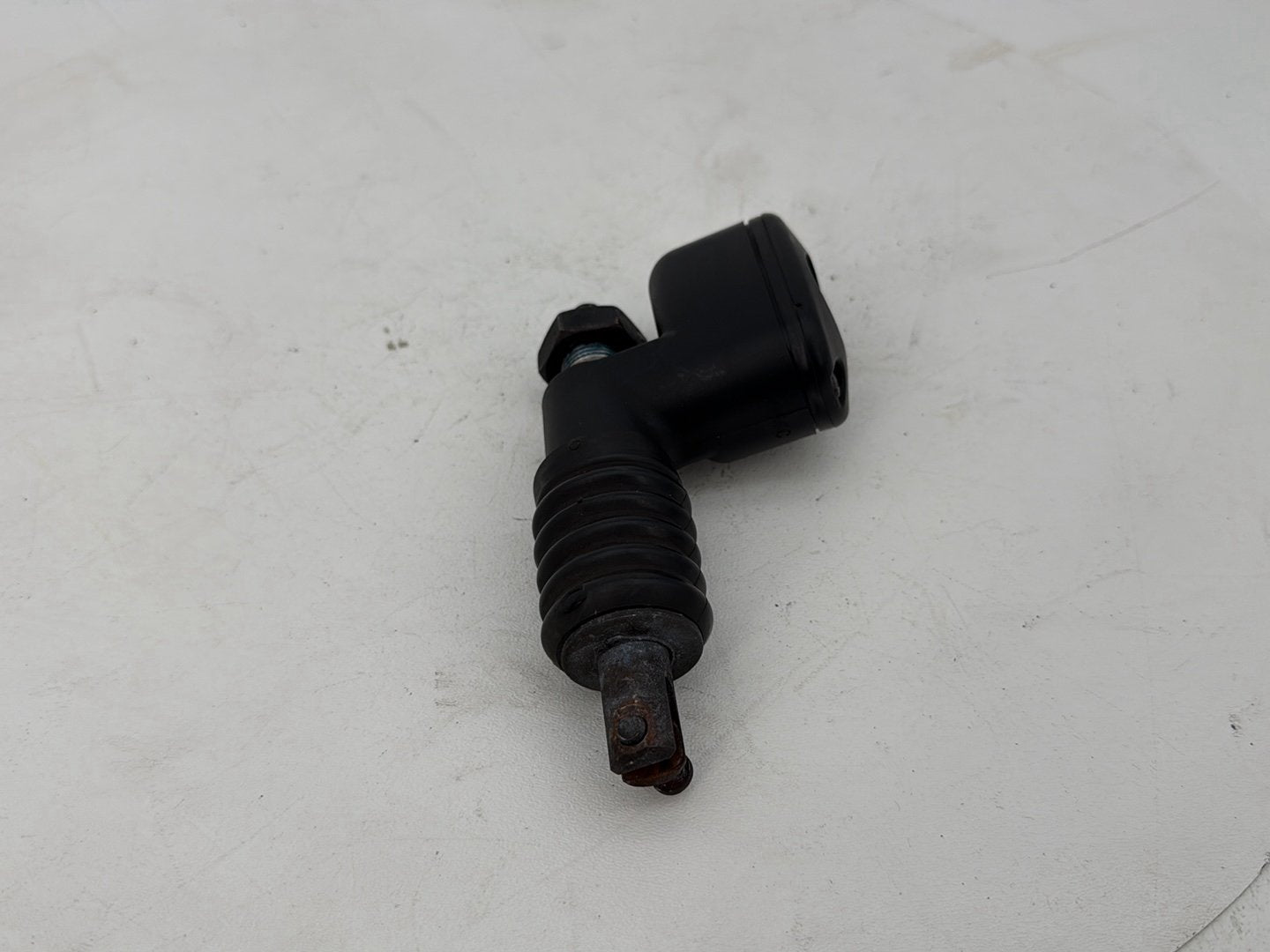 1999 - 2006 Harley-Davidson Touring Electra Glide Rear Brake Master Cylinder Reservoir 41767-05A