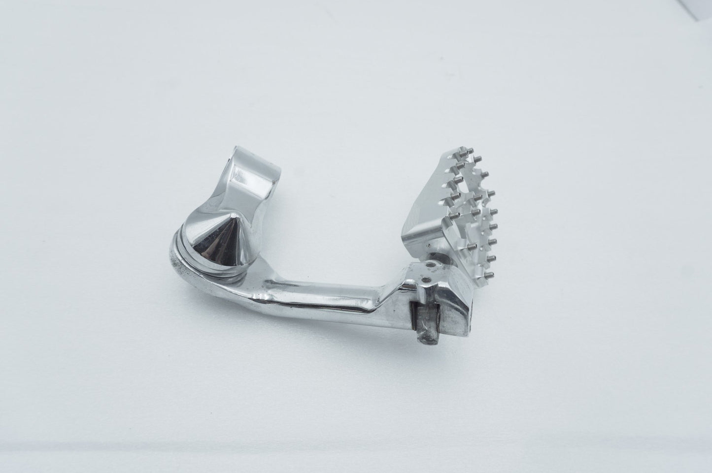 1999 - 2006 Harley-Davidson Touring Electra Glide Front Driver Highway 1 Foot Peg Rest Highway Foot Peg Rest