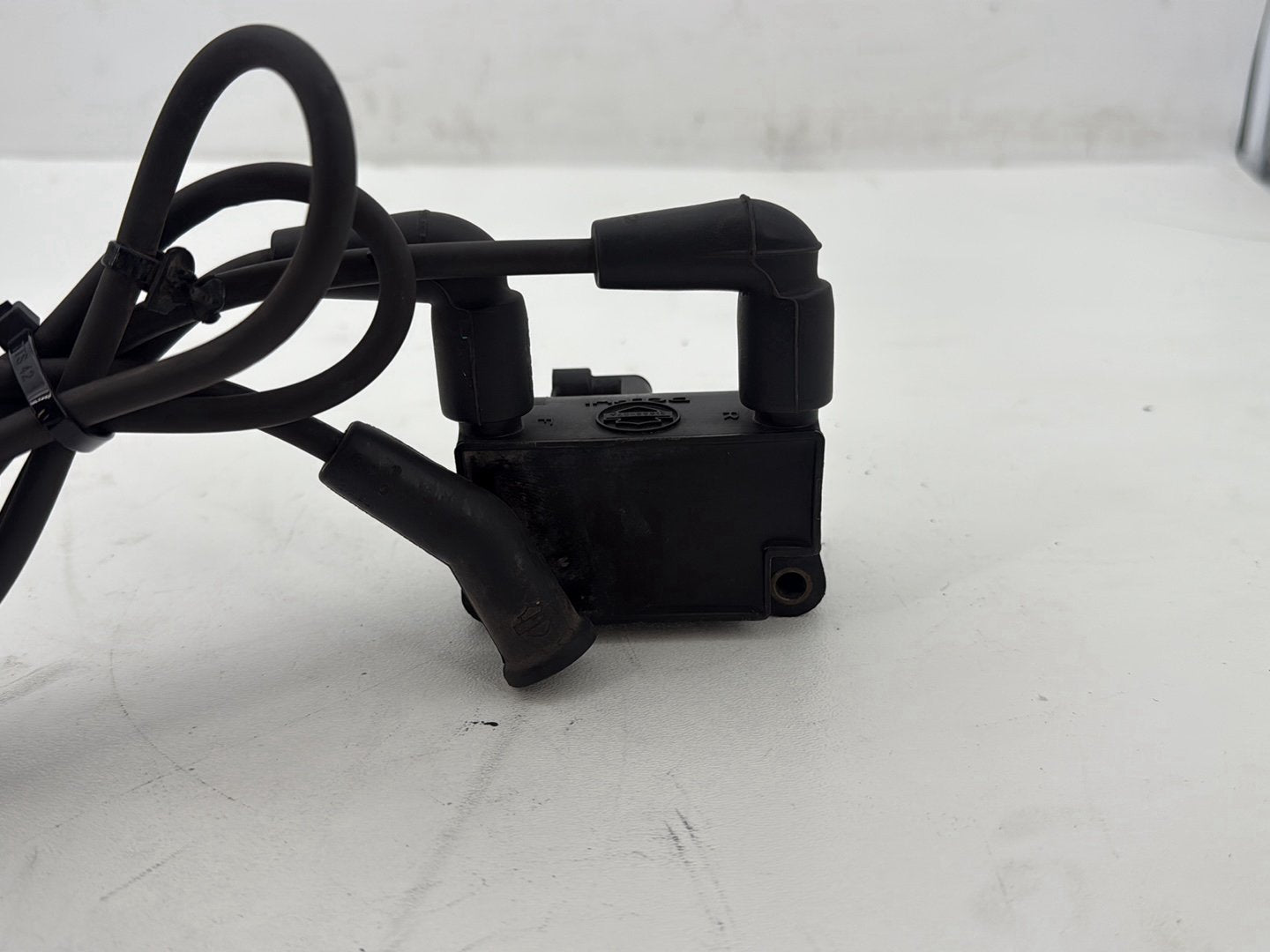 2011 Harley Road King Touring FLHRC Classic OEM Ignition Coil Spark Plugs Cable