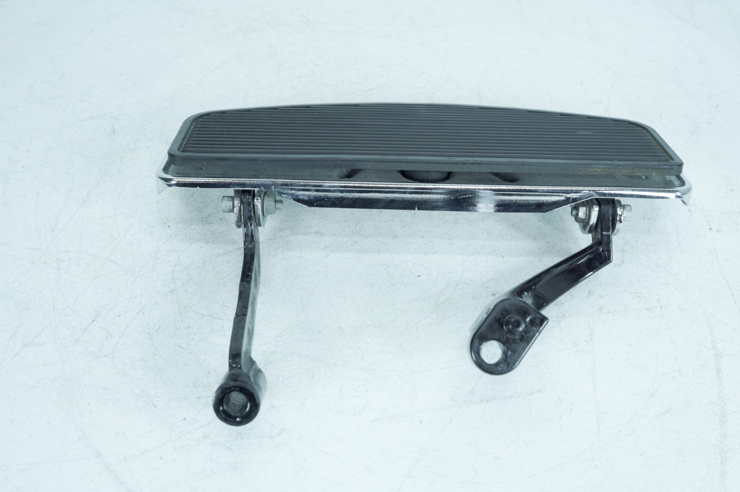 2007 - 2011 Harley-Davidson Touring Electra Ultra Right Driver 1 Floorboard Foot Rest 50614-06