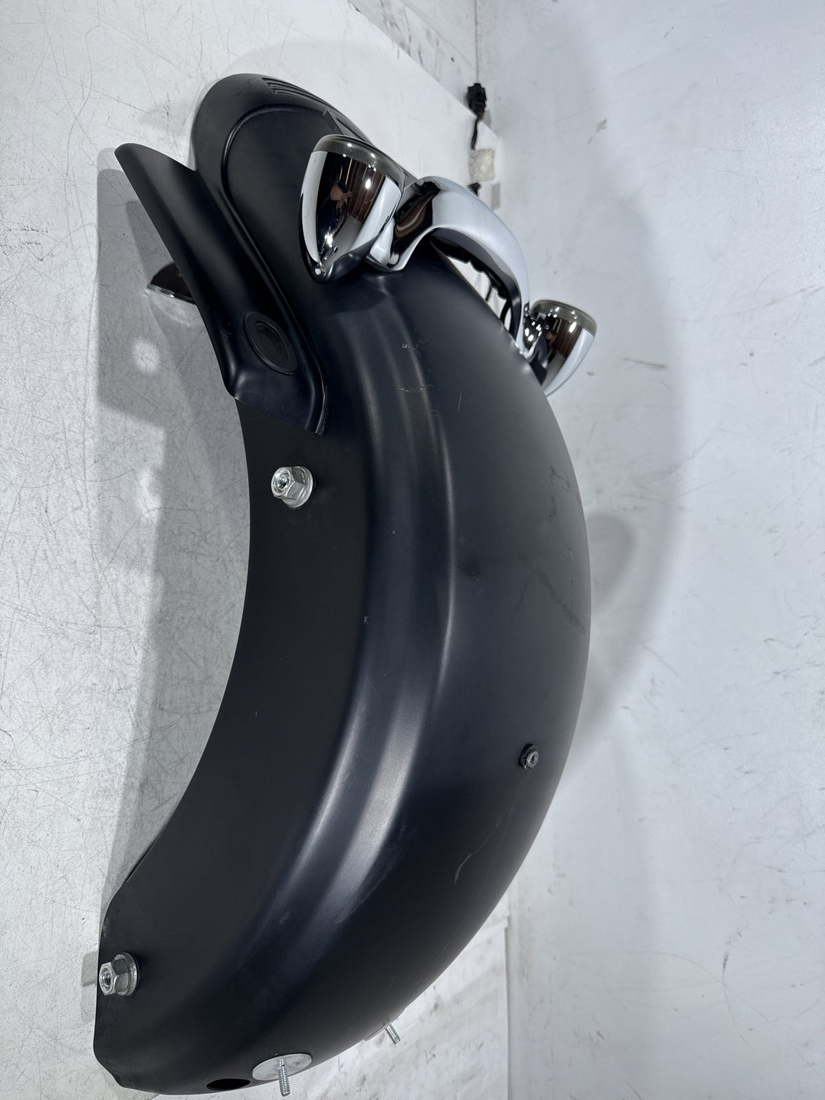 2013 Harley Street Glide Touring FLHX OEM Rear Wheel Fender & Turn Signals Bar