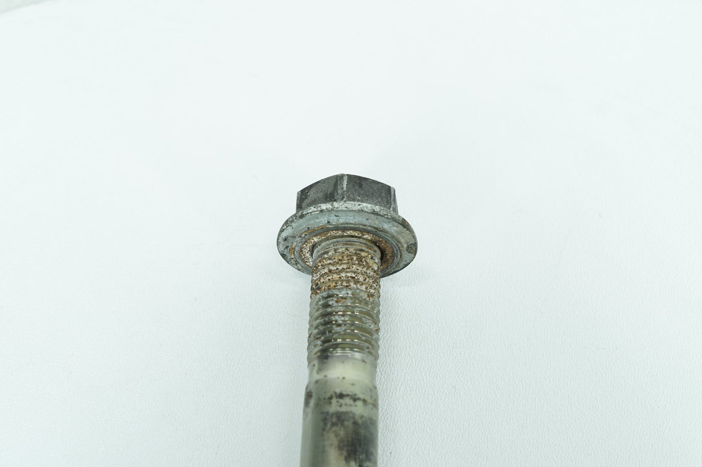 2007 - 2017 Harley-Davidson Dyna Switchback Rear Fork Swingarm Pivot Bolt Shaft 47641-06