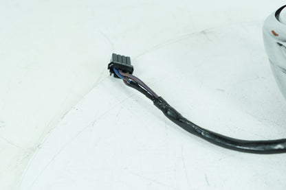 2007 - 2011 Harley-Davidson Touring Electra Screamin Eagle Front Right 1 Turn Signal Indicator 68837-04A