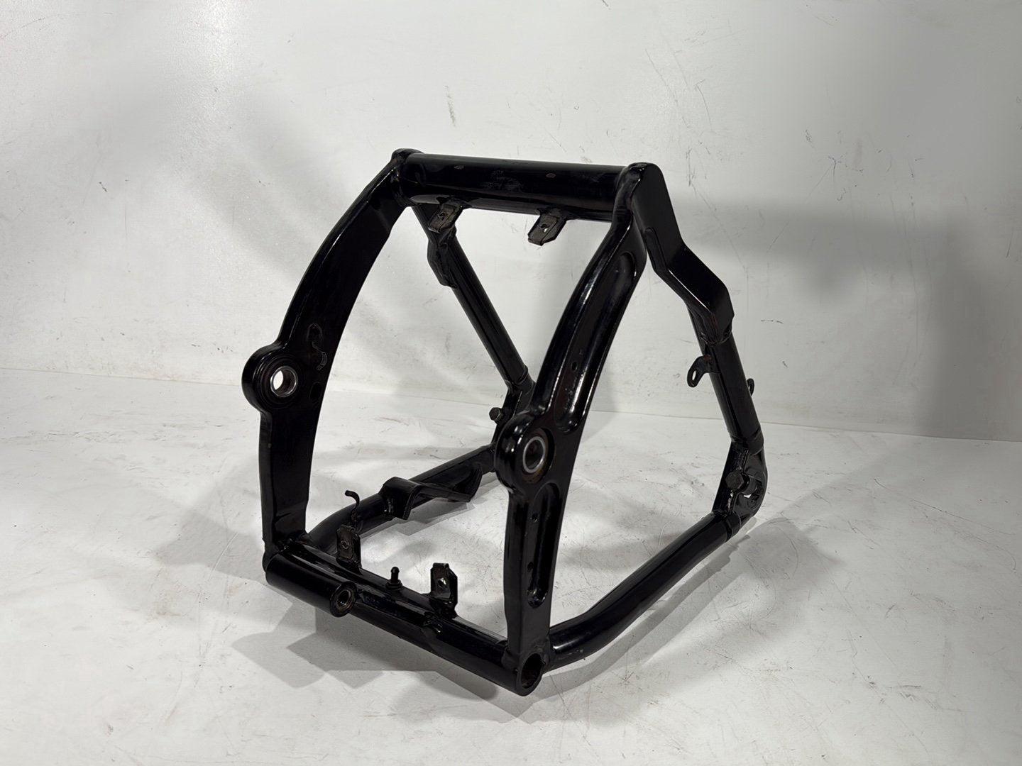 1997 Harley Softail Fat Boy FLSTF OEM Rear Fork Swingarm Swing Arm 47573-89B