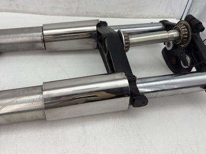 2017 Harley Road Glide Touring Front Triple Tree Set & LH RH Fork Legs Sliders