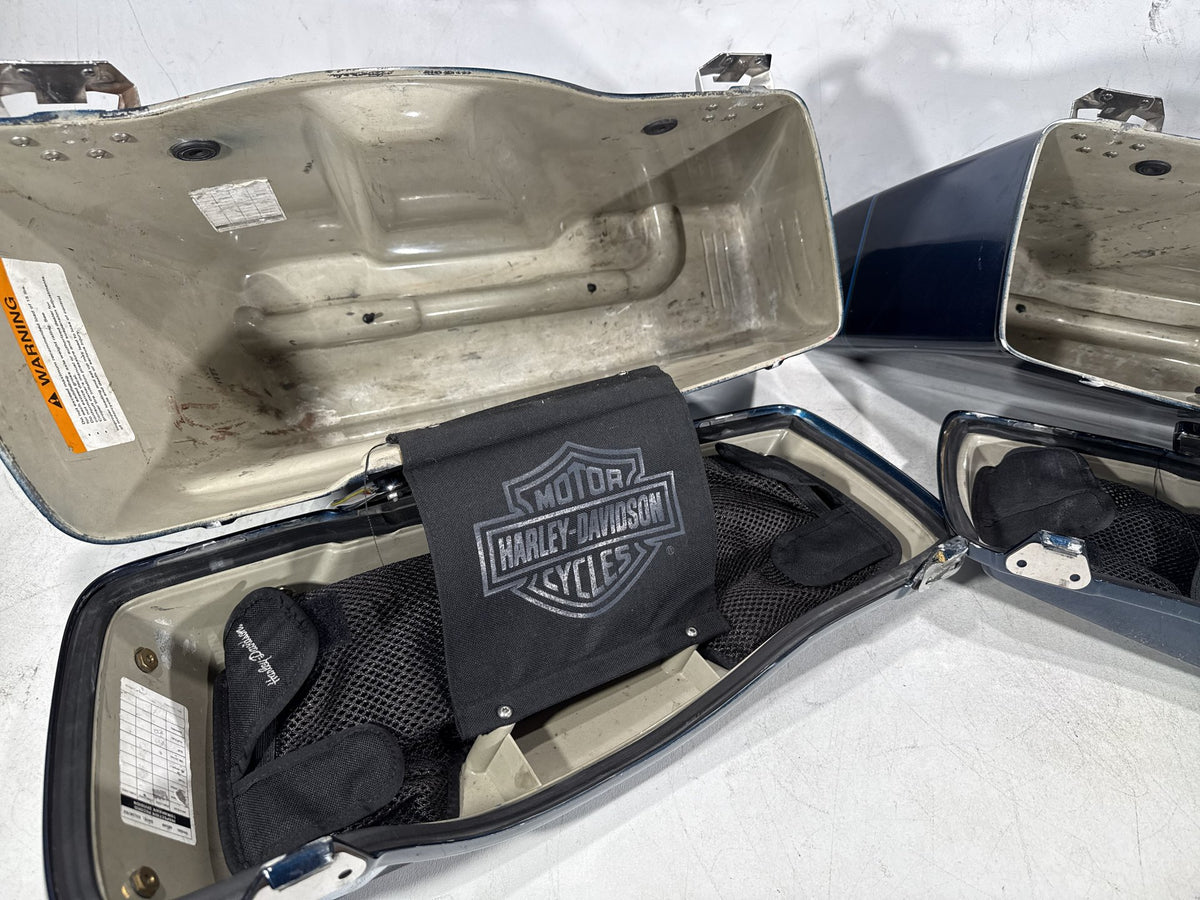 02 Harley Electra Glide Touring Classic OEM Left Right Saddlebags Luggage NOKey