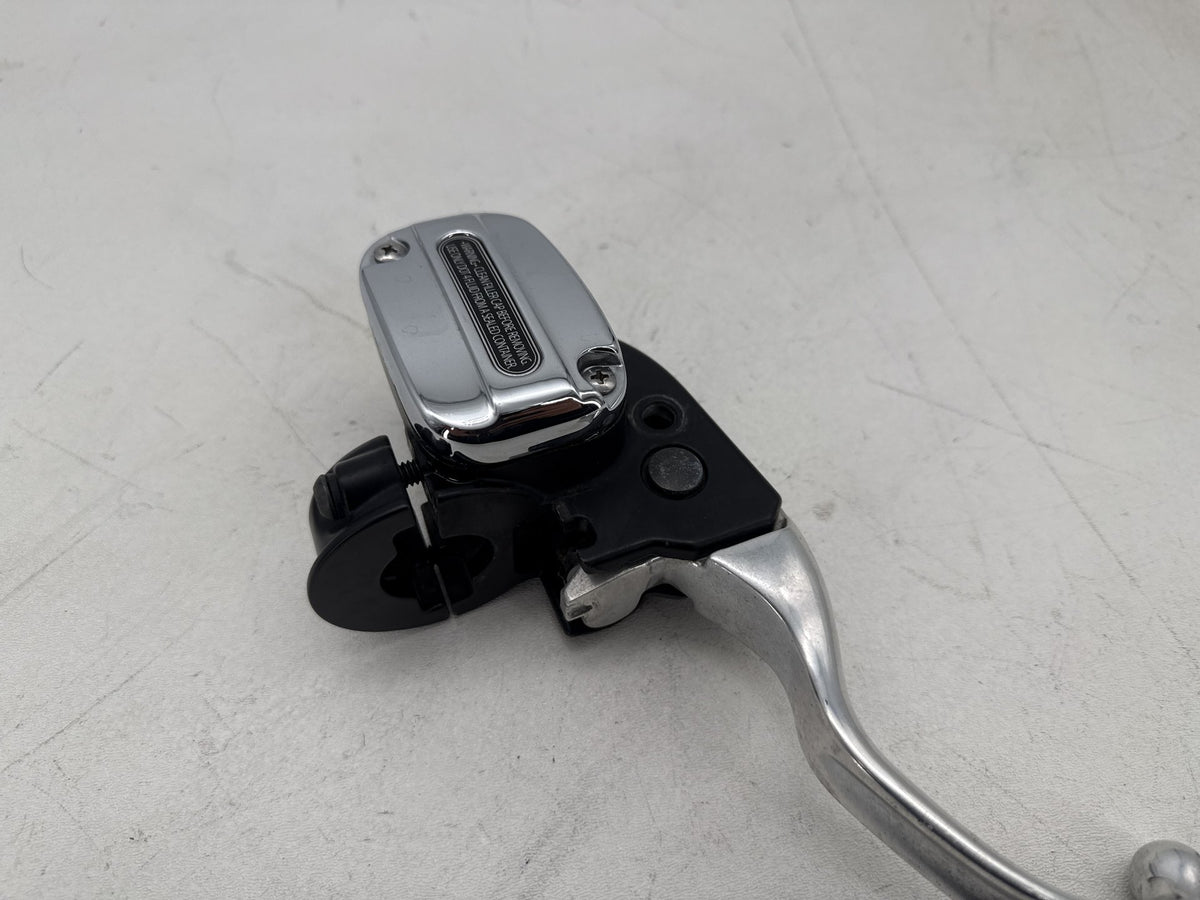 09 Harley Electra Glide Touring OEM Front Right Brake Lever Master Cylinder