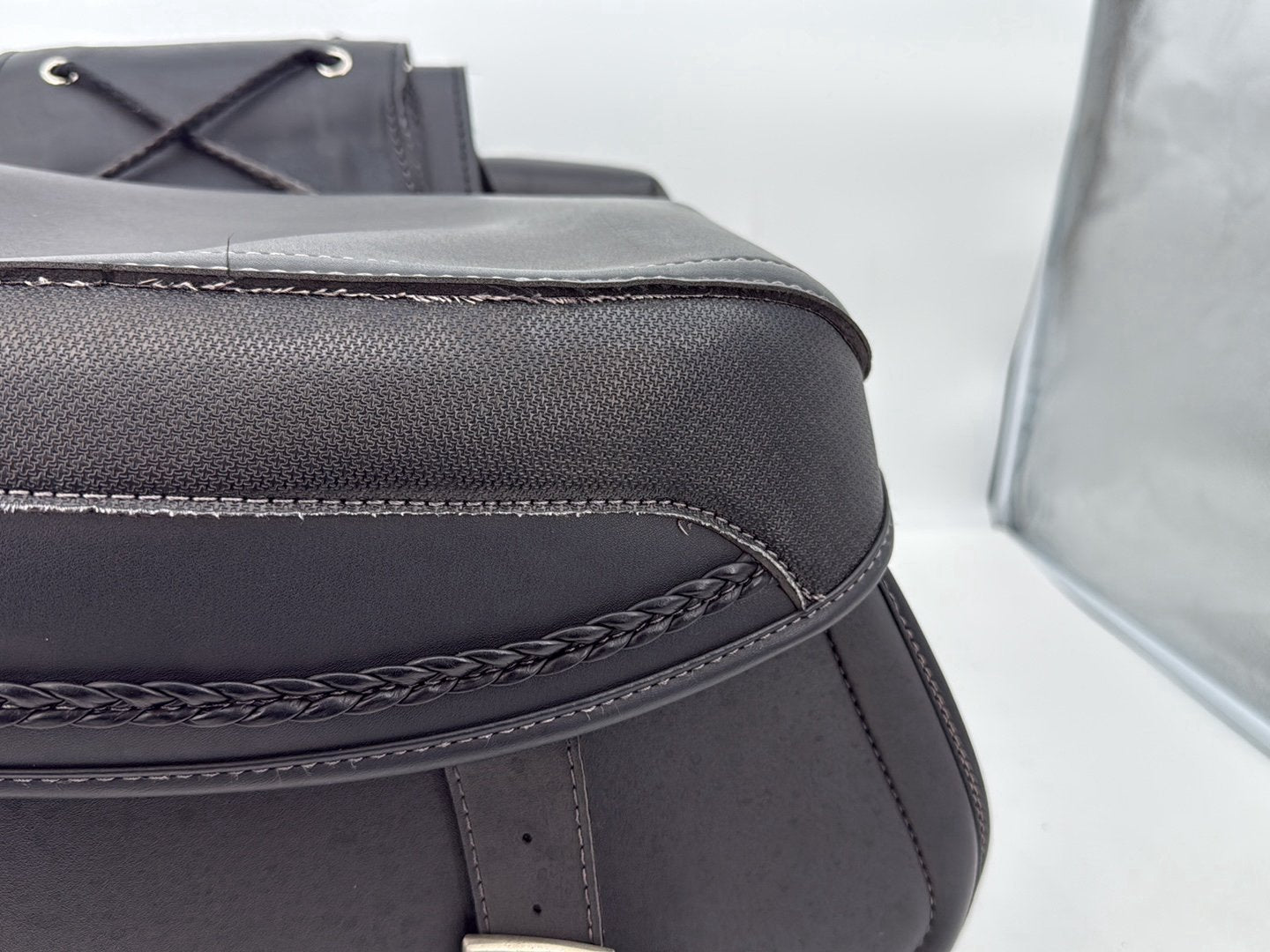 2004 - 2013 Harley-Davidson Sportster 883 Custom Rear Left Right Saddlebags Luggage Leather KEMI-MOTO
