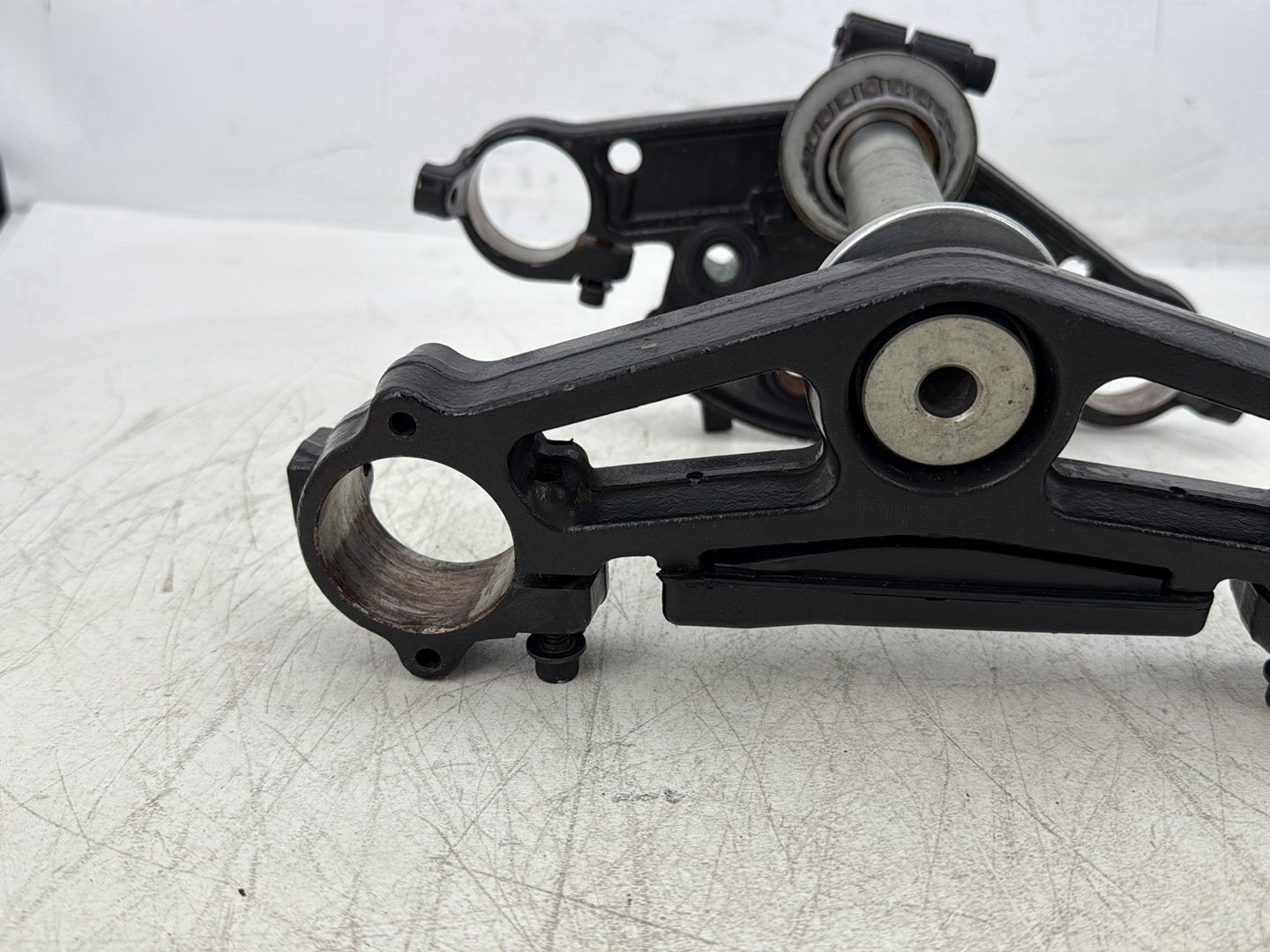2015 Harley Road Glide Touring FLTRXS OEM Front Fork Upper Lower Triple Tree