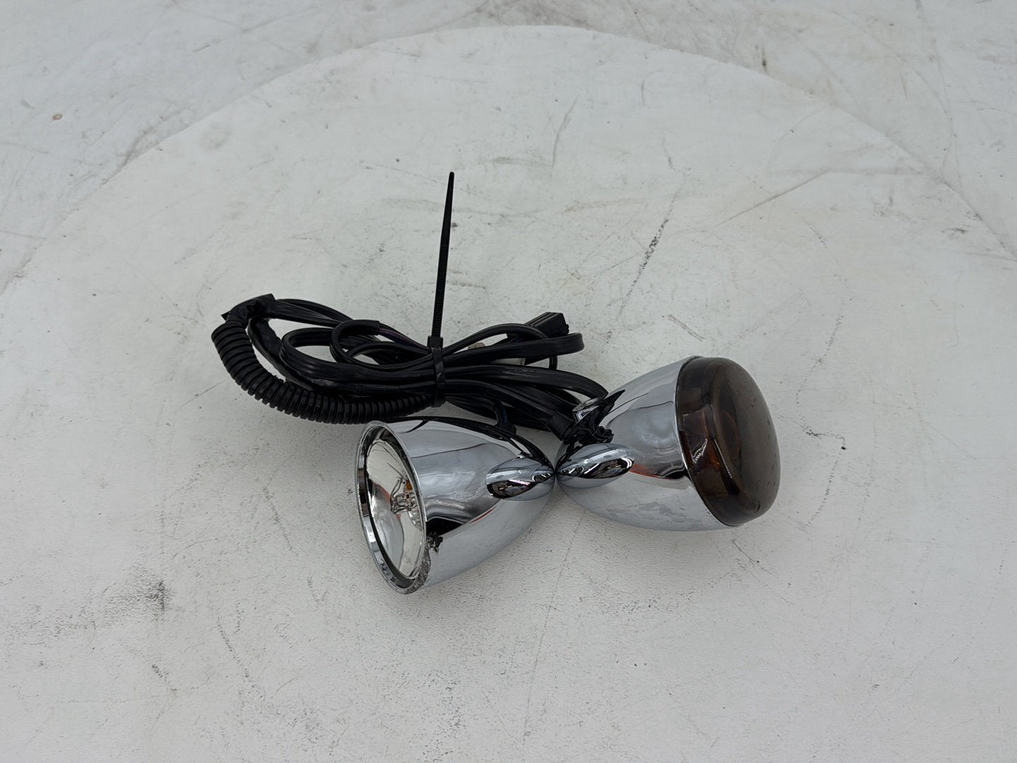 2006 Harley Dyna Super Glide Custom FXDCI OEM Front Left Right Turn Signal Indicators