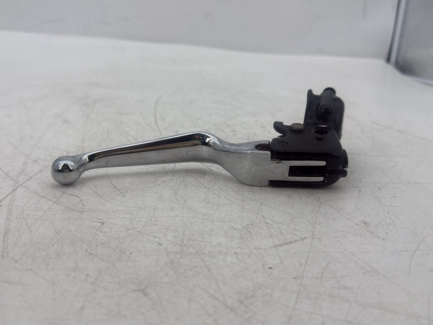 2005 Harley Dyna FXDWG Wide Glide OEM Front Left Hand Clutch Control Lever