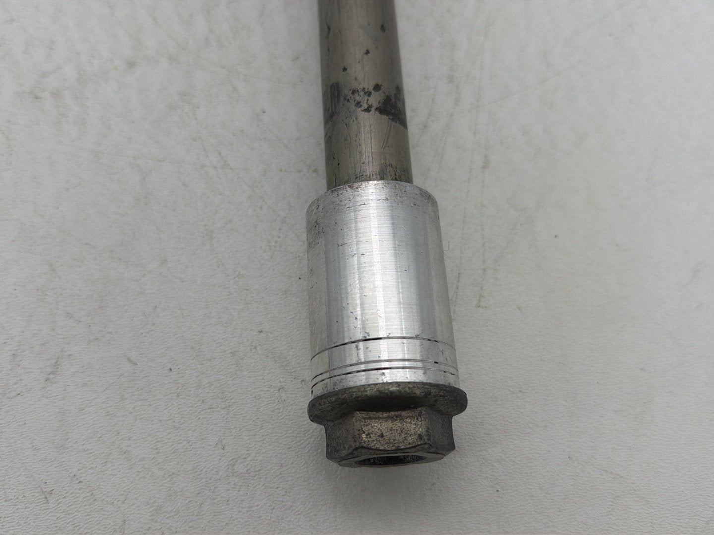 2009 Harley Dyna Street Bob FXDB OEM Rear Wheel Axle Bolt Shaft