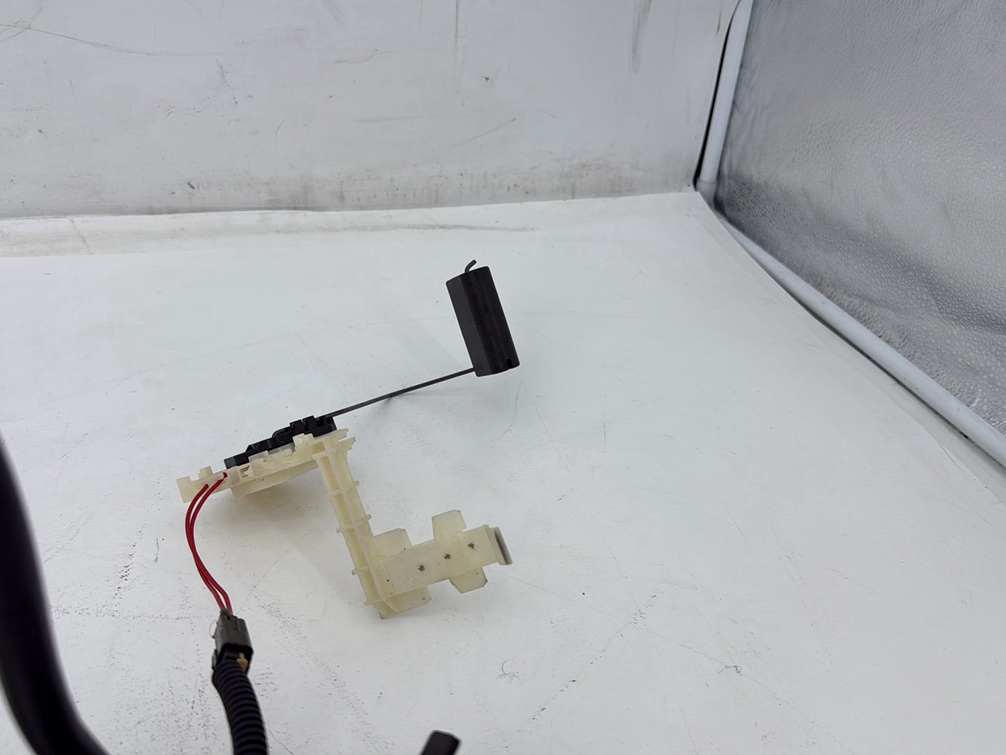 2011 Harley Electra Glide Ultra FLHTK OEM Fuel Pump Gas Gasoline Petrol Sending