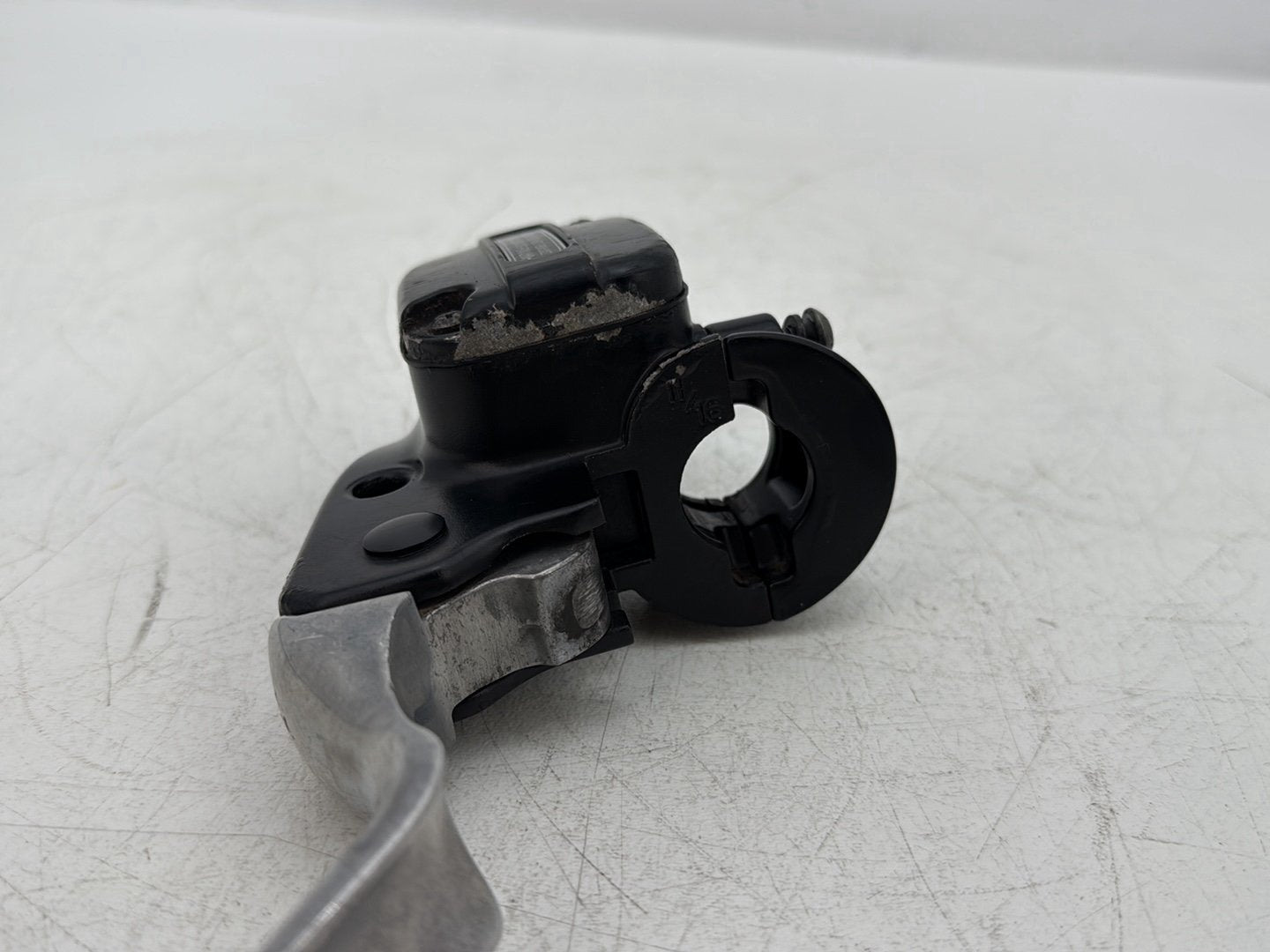 14 Harley Street Glide Touring OEM Front Left Hand Clutch Lever Master Cylinder
