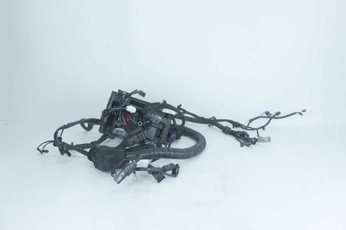 2007 - 2017 Harley-Davidson Dyna Switchback Main Wire Wiring Harness Loom NON-abs  	71072-12