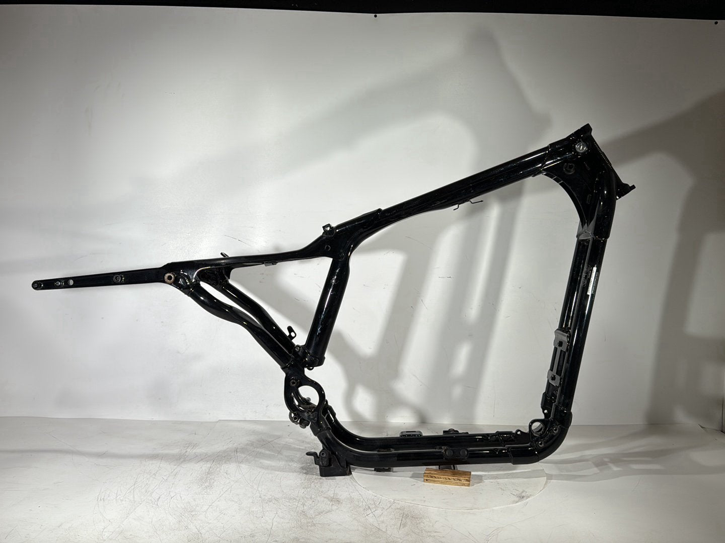 2004 - 2013 Harley-Davidson Sportster 1200 Custom Body Main Frame Chassis CLN CLR 49439-10