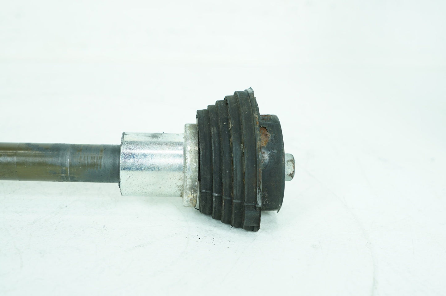 2007 - 2016 Harley-Davidson Touring Street Glide Rear Fork Swingarm Pivot Bolt Shaft 47540-11