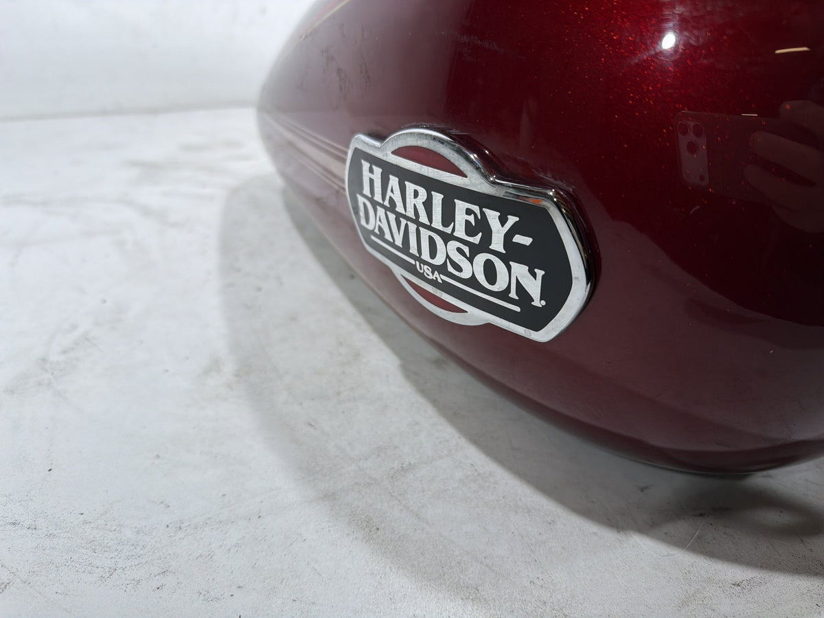 2010 Harley Electra Glide Touring Ultra OEM Fuel Gas Tank Gasoline Reservoir