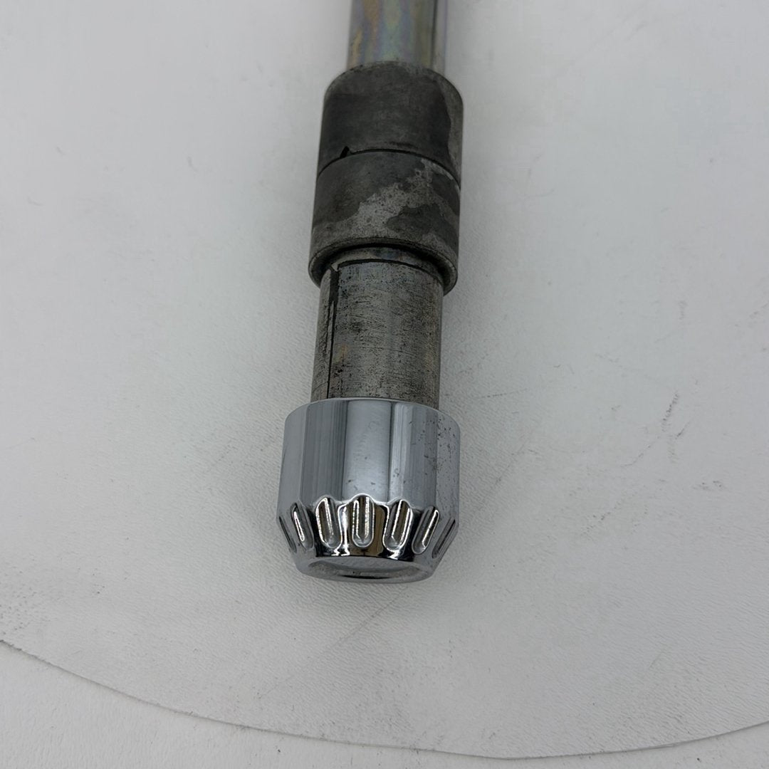 2007 - 2012 Harley-Davidson Touring Street Glide Front Wheel Axle Bolt Shaft 43364-00