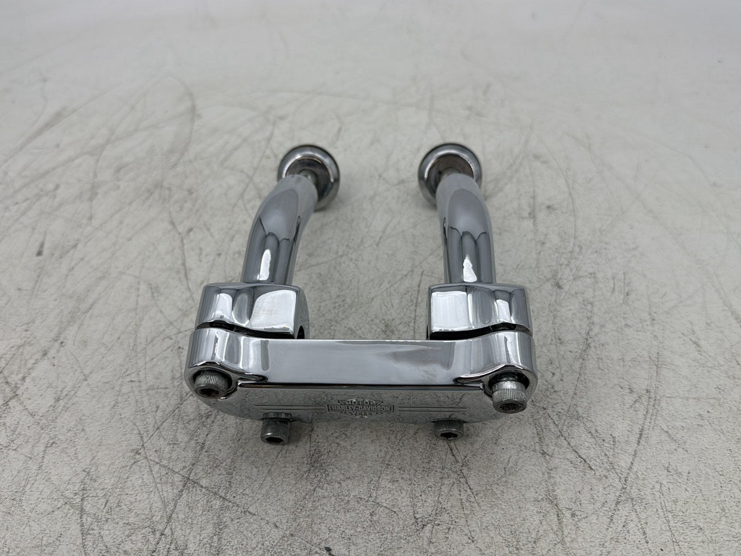 2000 Harley Softail FLSTC Heritage Classic OEM Front Handlebar Riser Top Clamp Chrome
