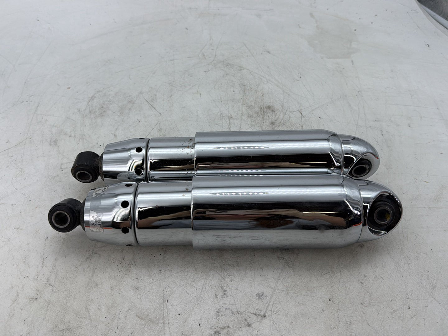 2012 Harley Dyna FXDF Fat Bob OEM Rear Left Right Shock Absorbers