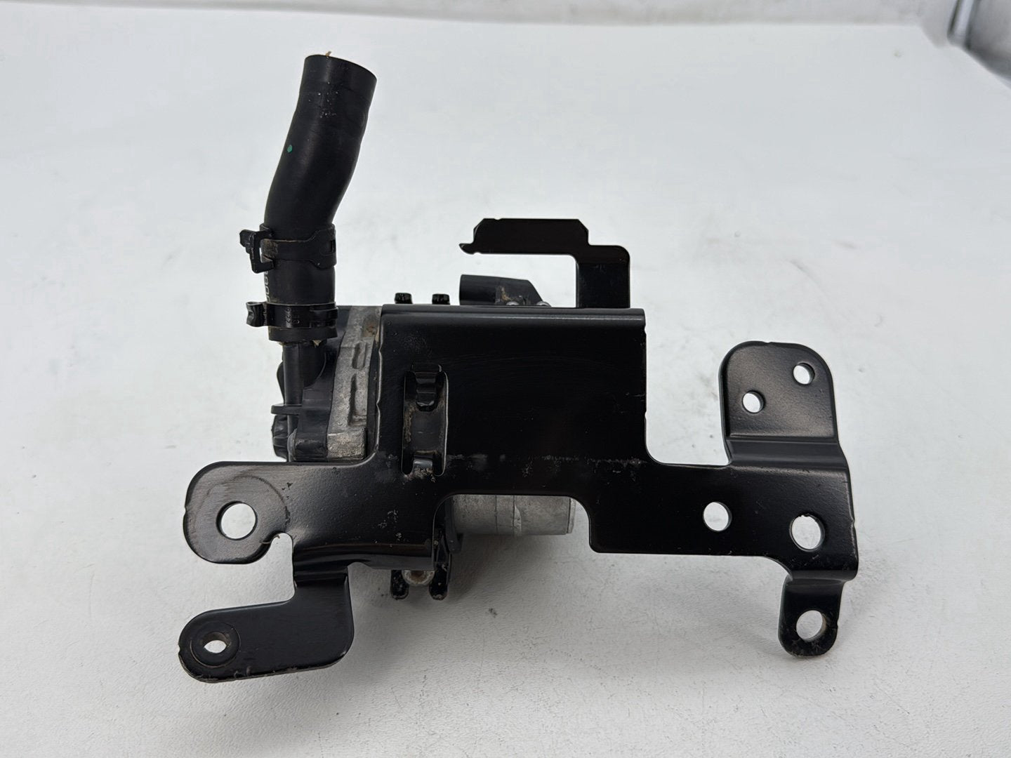 2014 Harley Electra Glide Touring CVO Screamin Eagle OEM Engine Coolant Motor Water Pump