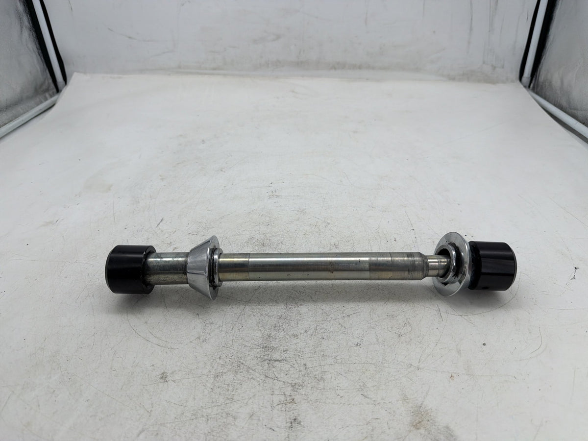 2010 Harley Street Glide Touring FLHX OEM Front Wheel Axle Bolt Shaft