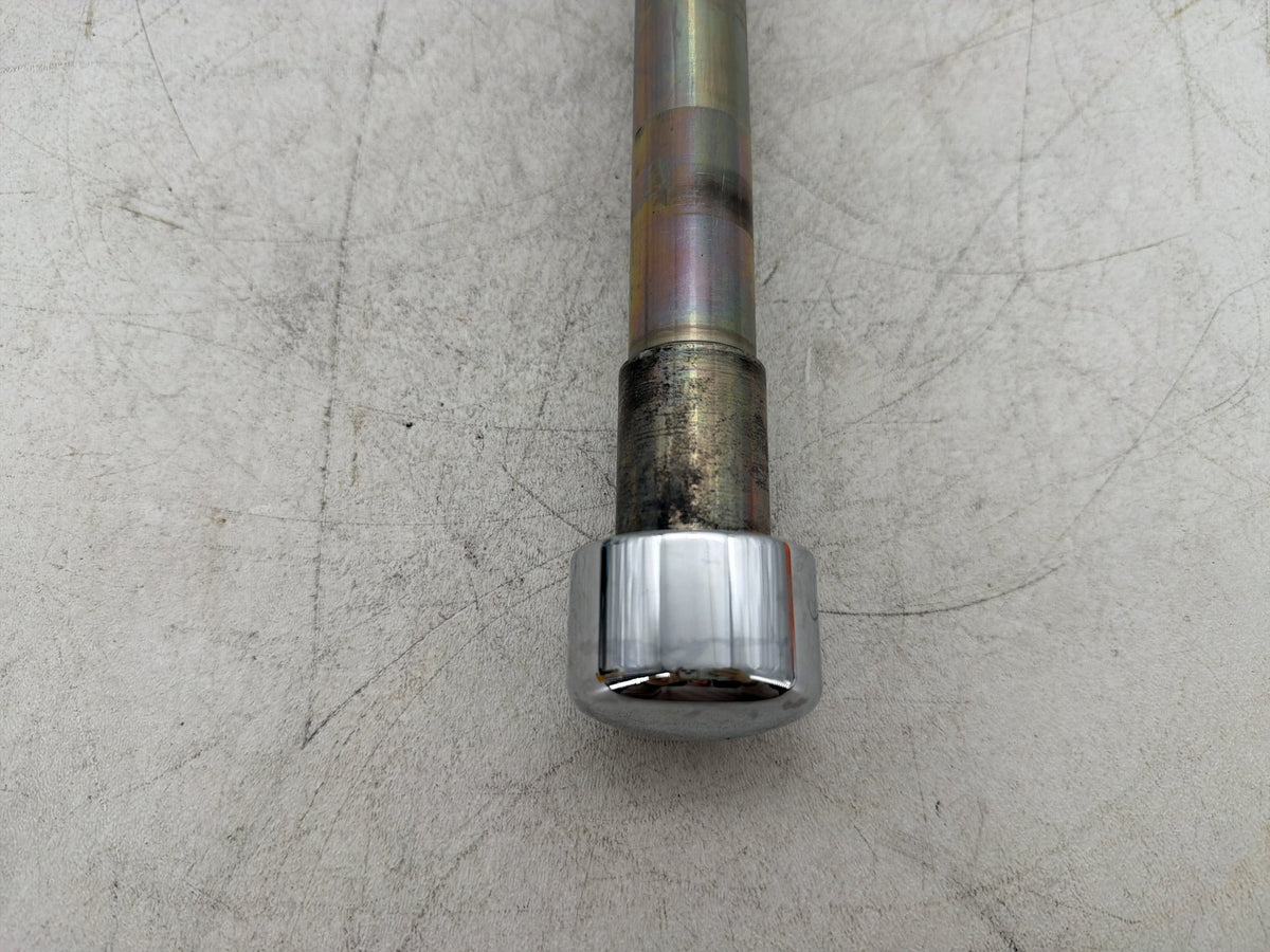 2009 Harley Electra Glide Touring CVO Screamin Eagle Front Wheel Axle Bolt Shaft