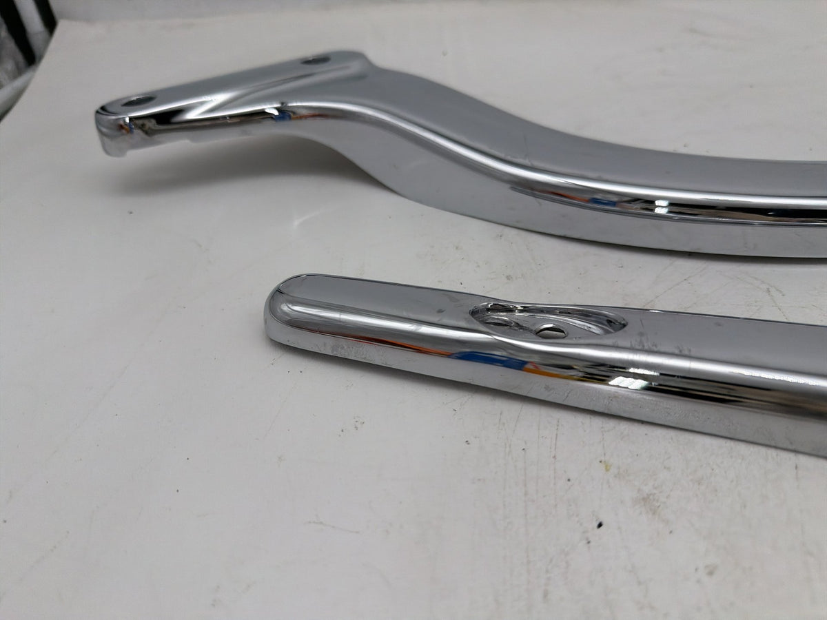 01 Harley Softail Deuce OEM Rear Left Right Fender Struts Bracket & Turn Signal