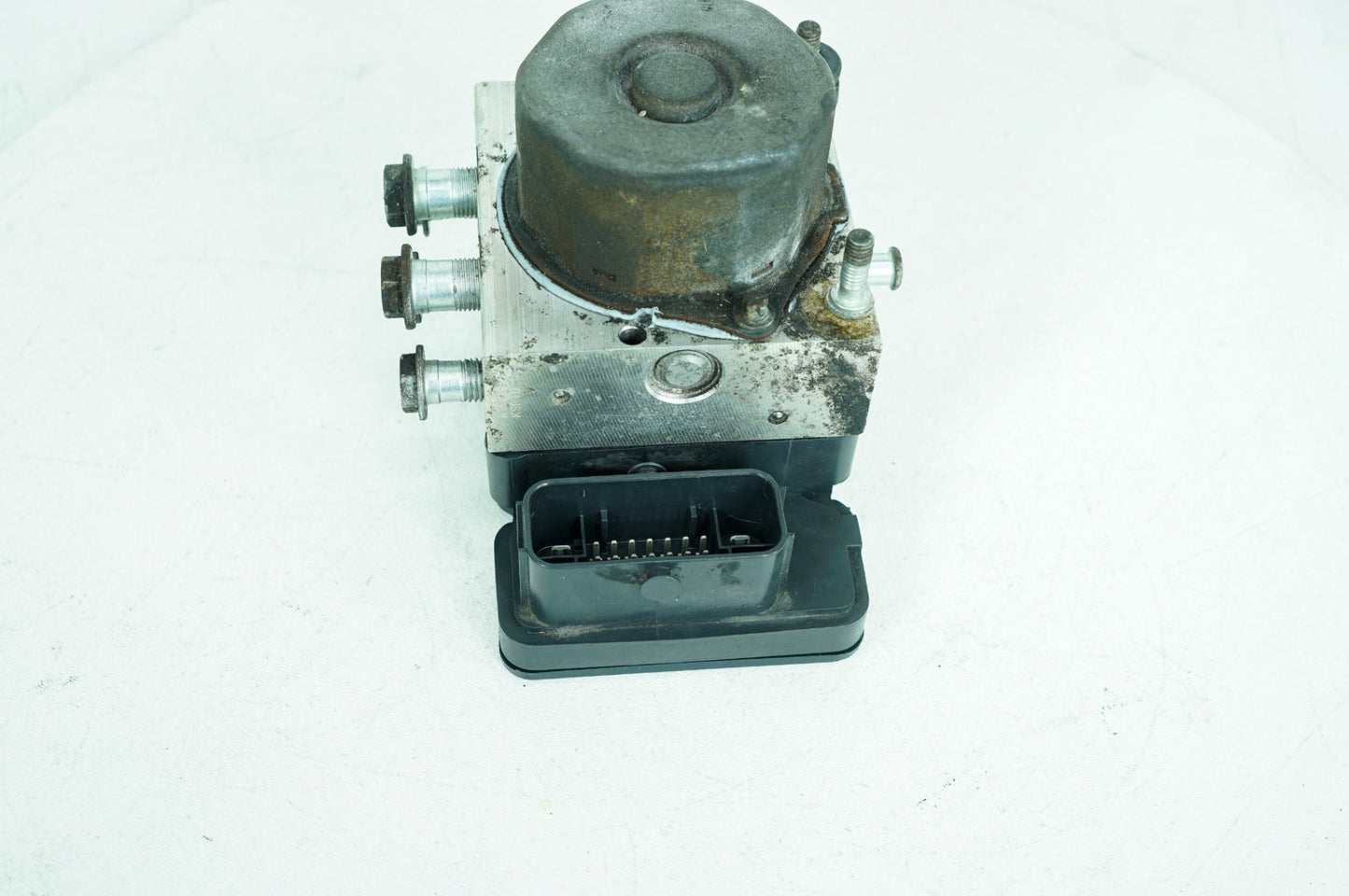 2017 - 2025 Harley-Davidson Touring Electra Glide Ultra ABS Brake Pump & Control Module 41100046