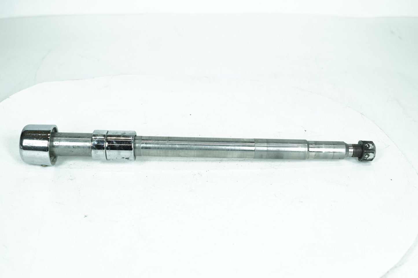 1999 - 2006 Harley-Davidson Softail Fat Boy Front Wheel Axle Bolt Shaft 41584-86A